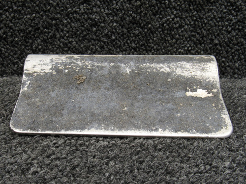 0513395-2 (Use: 0713194-2) Cessna 172 Refueling Step Right Hand