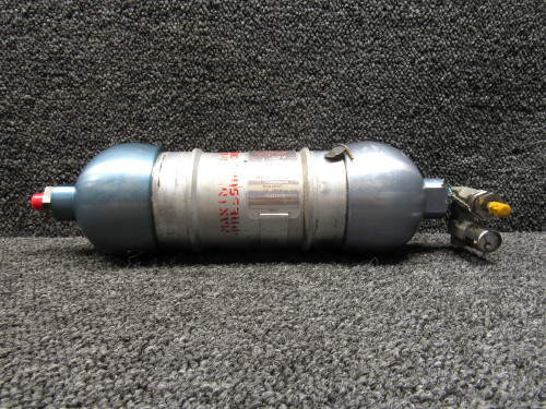 60001-3, 18040100 Teledyne Hydraulic Accumulator with Pressure Gauge Assembly