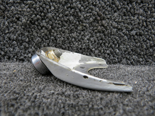 35-825024-2 Beechcraft J35 Nose Gear Bracket Roller Assembly