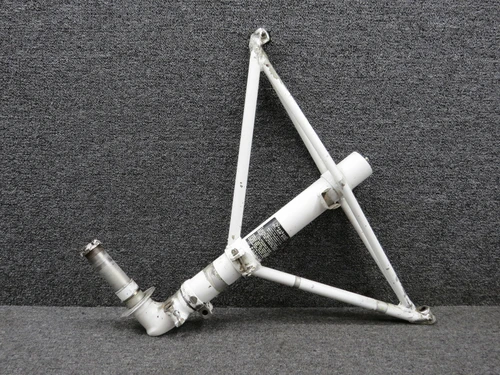 35-810150-4 Beech Aircraft Main Landing Gear Oil Air Strut LH