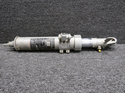 010A-38220-32 Mitsubishi Main Landing Gear Strut (Core)