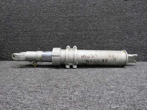 010A-38220-32 Mitsubishi Main Landing Gear Strut (Core)