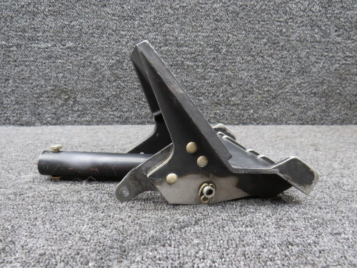 0760678-1, 0411307 Cessna 182 Inboard Brake & Rudder Pedal Assembly LH