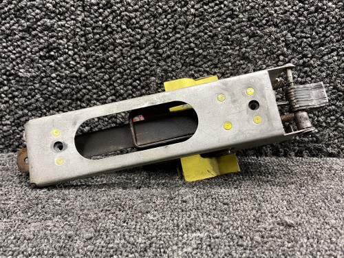 20807-000 (Use: 754-216) Piper PA24-250 Latch Assy Cabin Door