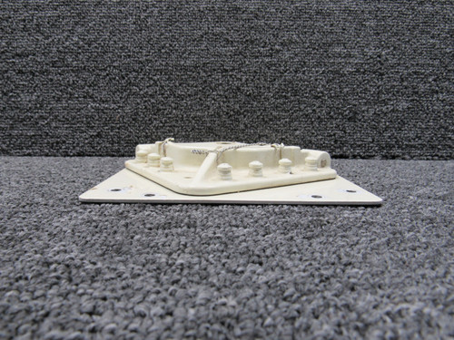 6565004-1, 6565023-1 Cessna 560XL (XLS+) Aileron Pivot & Stop Plate Assembly LH