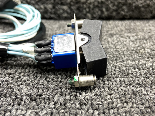 T700A2710019000 Socata TBM-700 Aileron Trim Toggle Switch