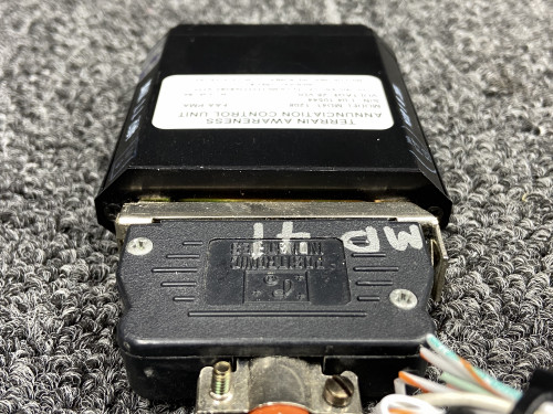 MD41-1208 Mid-Continent Terrain Awareness Annunciation Control Unit (28V)