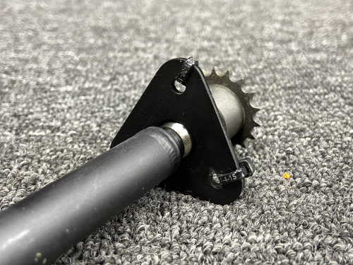 T700A2825074000 Socata TBM-700 Fuel Selector Valve Control Shaft