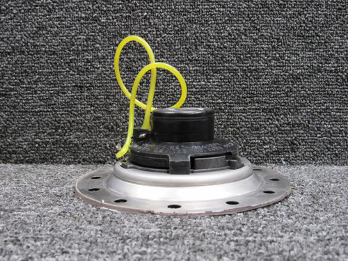 457-038-9 (Alt: 9914106-13) Cessna 560XL Citation XLS+ Fuel Locking Cap Assembly