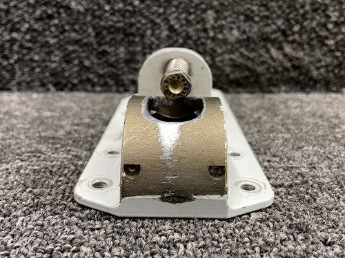 SOC422520-503, T700B252004310200 Socata TBM-700 Aft Inboard Seat Fitting LH