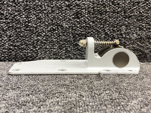 SOC422520-504, T700B252004310200 Socata TBM-700 Aft Inboard Seat Fitting RH