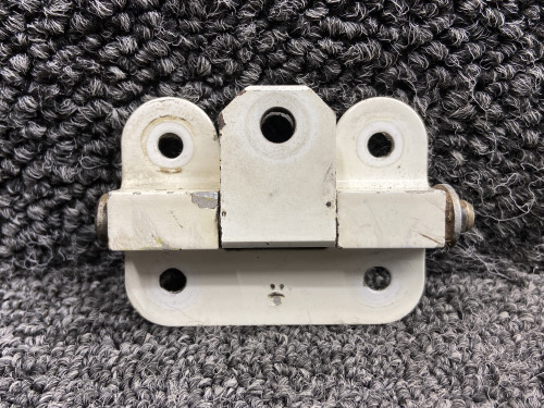 T700A5285005100 Socata TBM-700 Nose Gear Door Fitting LH or RH