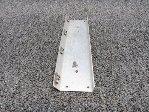 2213008-3 Cessna R182 Channel Nose