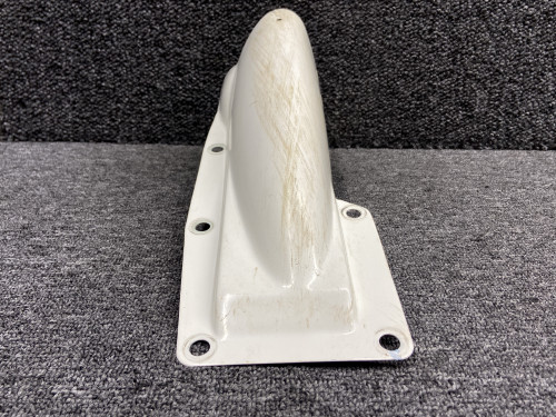 T700A5755079001 (Use: T700A5755079916) Socata TBM-700 Outbd Flap Hinge Cover RH