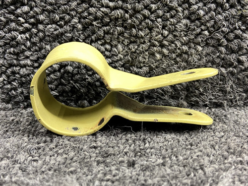 T700A7920006100 Pratt & Whitney PT6A-64 Oil Cooler Mounting Clamp