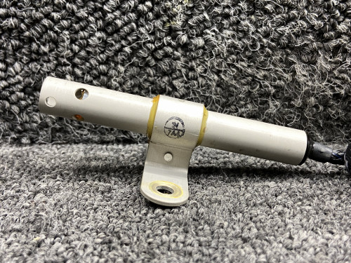 Z00.N6039257237 Intertechnique Low Fuel Level Sensor RH