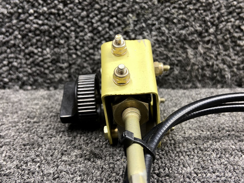T700A2120018100, T700A2120019000 Socata TBM-700 Cabin Defog Controller w Shaft