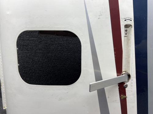 T700B521027200000Socata TBM-700 Aft Passenger, Cargo Door with Accessories