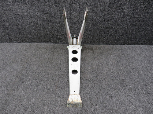 65244-000, 65245-000 Piper PA28-151 Stabilator Trim Support w Shaft and Barrel