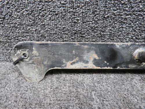 35614-003 Piper PA28-151 Aileron Bellcrank Assembly RH
