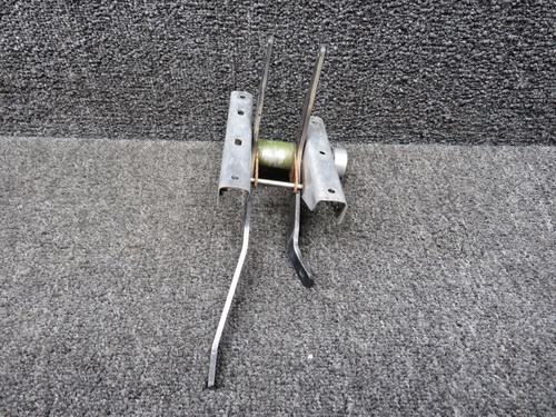 65850-000 Piper PA28-151 Engine Control Quadrant Assembly