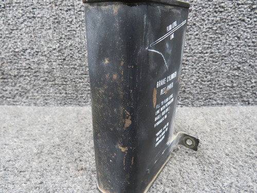 63355-009 Piper PA28-151 Brake Cylinder Reservoir Assembly