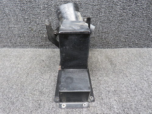 35307-011 Piper PA28-151 Cabin Heat Distributer Box Assembly