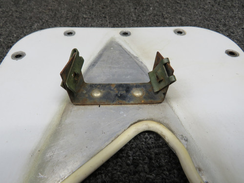 65688-001 Piper PA28-151 Main Gear Strut Fairing Plate Assembly RH