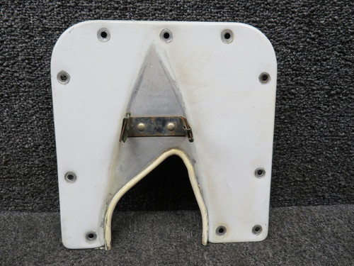 65688-001 Piper PA28-151 Main Gear Strut Fairing Plate Assembly RH