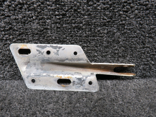 66914-002 Piper PA28-151 Lower Cabin Door Hinge