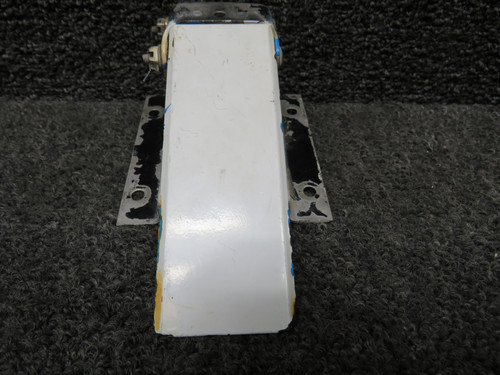 79515-007, 79530-002, 79532-002 Piper PA28-151 Exterior Cabin Door Latch Box