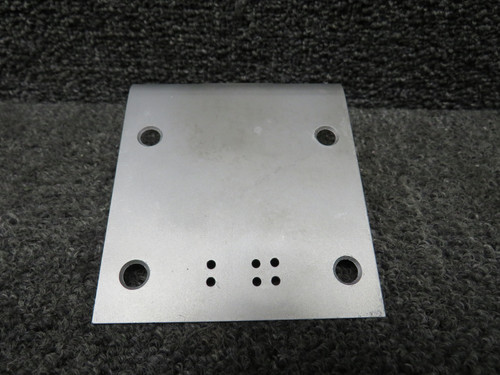 79515-035 Piper PA28-151 Cabin Door Latch Cover