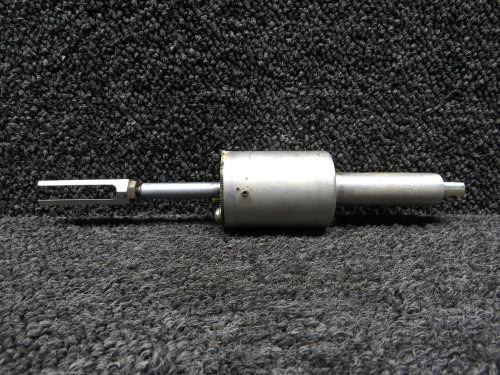 0541138-24 Cessna 303T Master Brake Cylinder Assembly