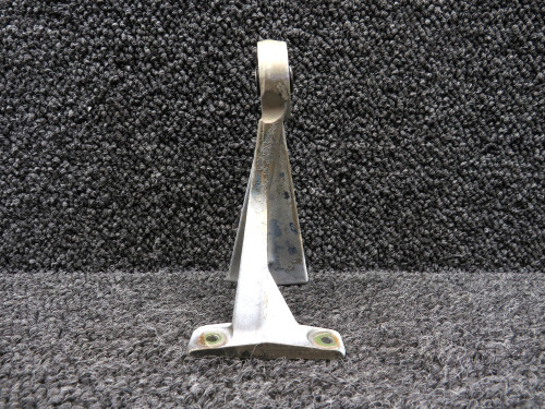 5024002-6 (Cast: 5024002-498) Cessna 401 Aileron Hinge Inboard RH