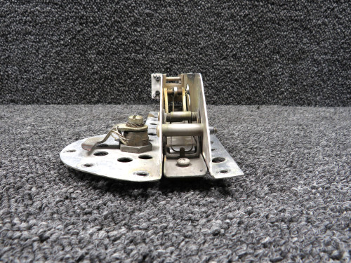0851781-35 Cessna 421B Nacelle Baggage Door Latch Assembly