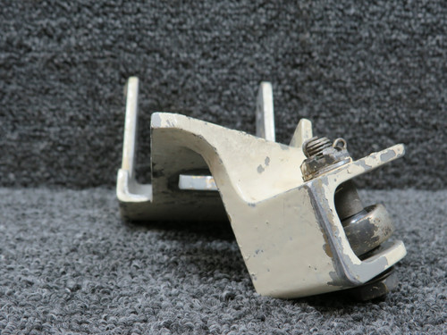 6641625-4 (Alt: 6641625-8) Cessna 560XL (XLS+) Door Attach Fitting Assembly RH