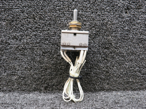 A3-202-04 (Alt: M8805-93-018) Cutler Hammer Toggle Switch