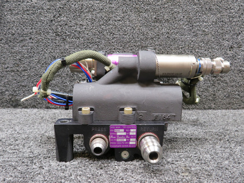 8245, 4221 Pneu Draulics T-R Manifold & 4-Way, 3-Positon Valve Control Assembly