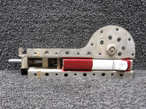 0851781-18 Cessna 401A Nacelle Baggage Door Latch Assembly
