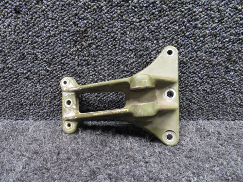 0822180-5 (Use: 0822180-7) Cessna 401 Main Gear Side Brace Support LH