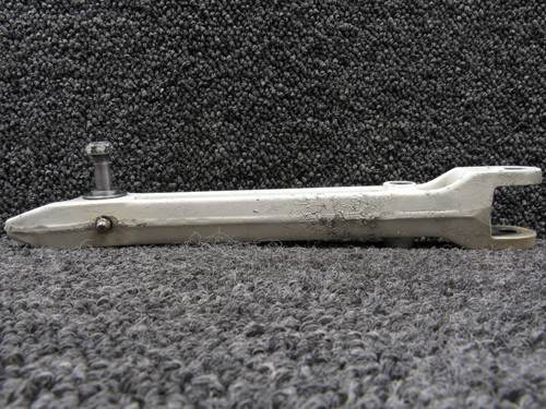 0841103-7 Cessna 310G Main Landing Gear Lower Link LH