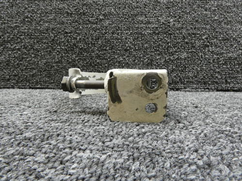35-815264-2 Beechcraft 58 Lower Brake Clamp Assembly RH