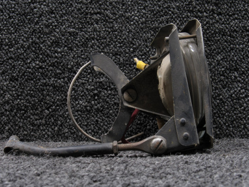 19134-000 Piper Taxi Light Assembly