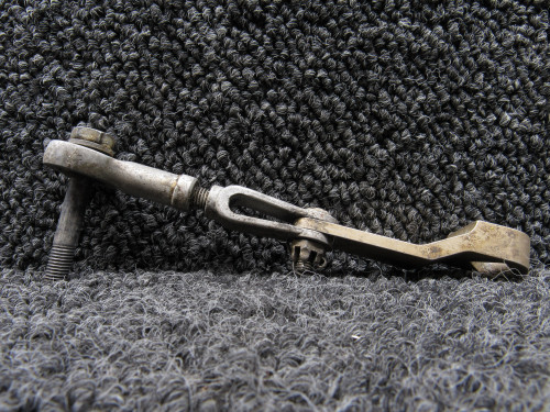 400045-001, 400044-001 Piper PA60-601 Main Gear Door Arm & Clevis Assembly