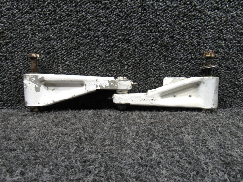 0841002-1 Cessna 401A Nose Gear Scissor Torque Link Assembly