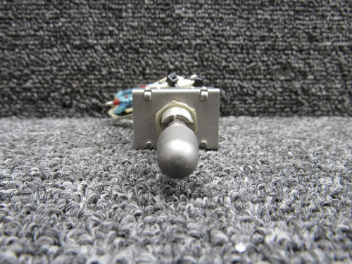 A3-203-01P Cutler-Hammer Locking Toggle Switch