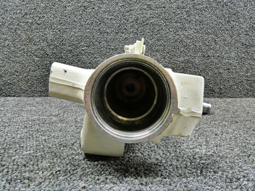 39486-015 (Use: 39486-815) Piper PA34-220T Main Landing Gear Trunnion RH
