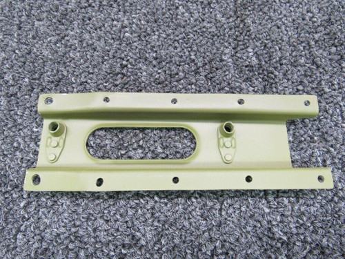 1200209-1 Cessna T210M Stringer