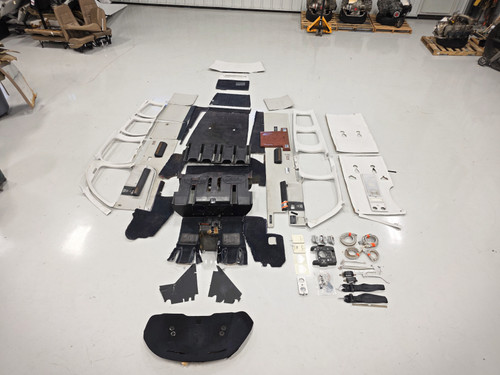 Beechcraft 58 Interior Set with Carpet, Headliner & Accessories