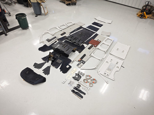 Beechcraft 58 Interior Set with Carpet, Headliner & Accessories